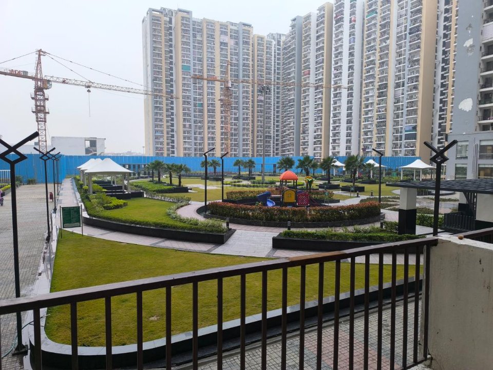 2 BHK Apartment For Sale in Panchsheel Greens II