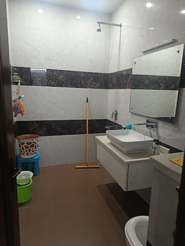 Master Bedroom in 2 BHK Villa at Sector 31 – for Rent