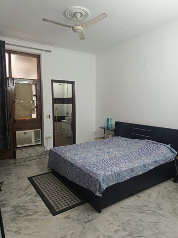 Bedroom in 2 BHK Villa at Sector 31 – for Rent