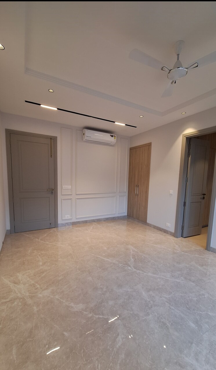 Room, sushant lok ii 4 Bedroom 3700 Sq.Ft. Builder Floor In Sushant Lok ii Gurgaon 8632012