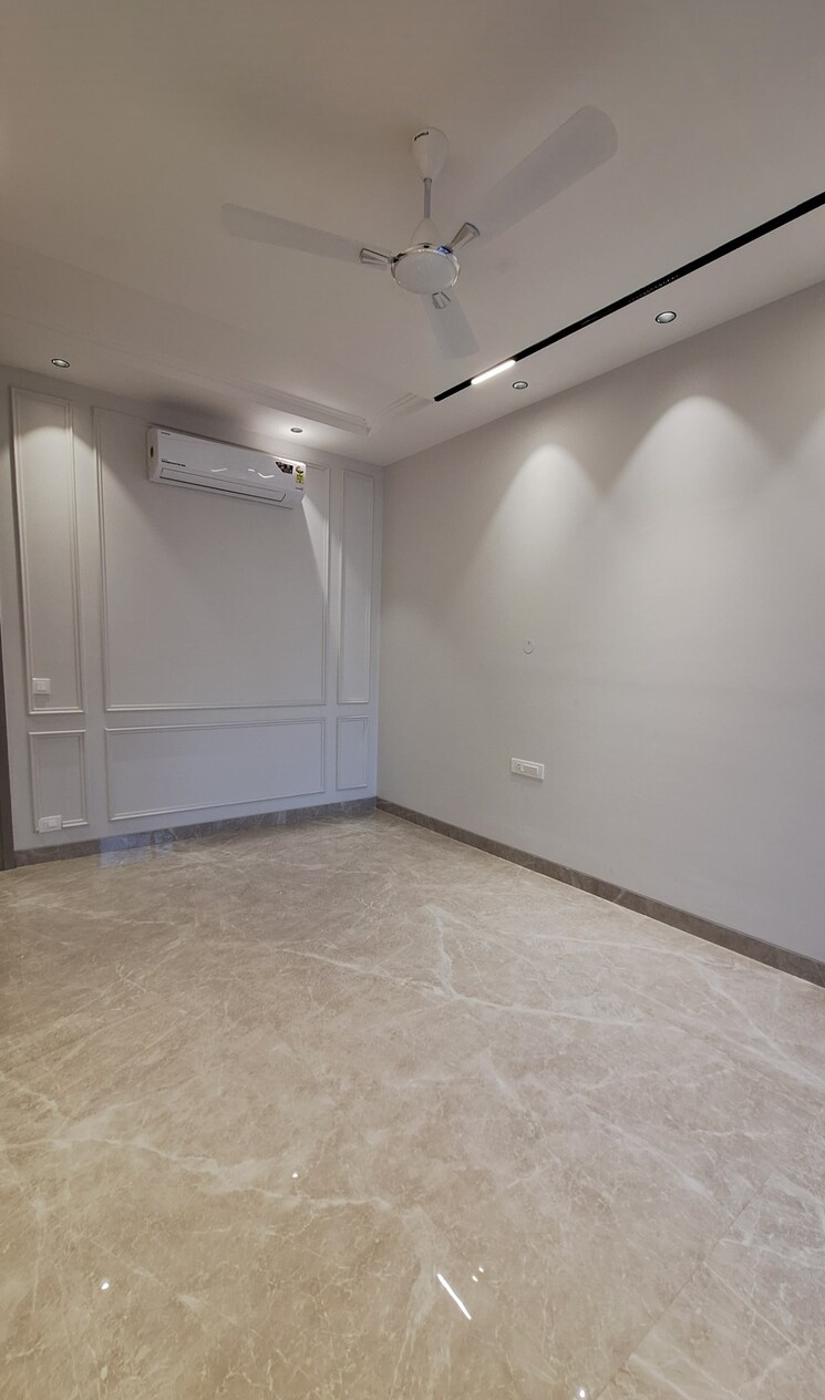 Room, sushant lok ii 4 Bedroom 3700 Sq.Ft. Builder Floor In Sushant Lok ii Gurgaon 8632012