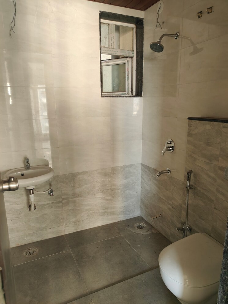 Attached Bathroom, khamardih 3 Bedroom 1545 Sq.Ft. Apartment In Khamardih Raipur 8632393