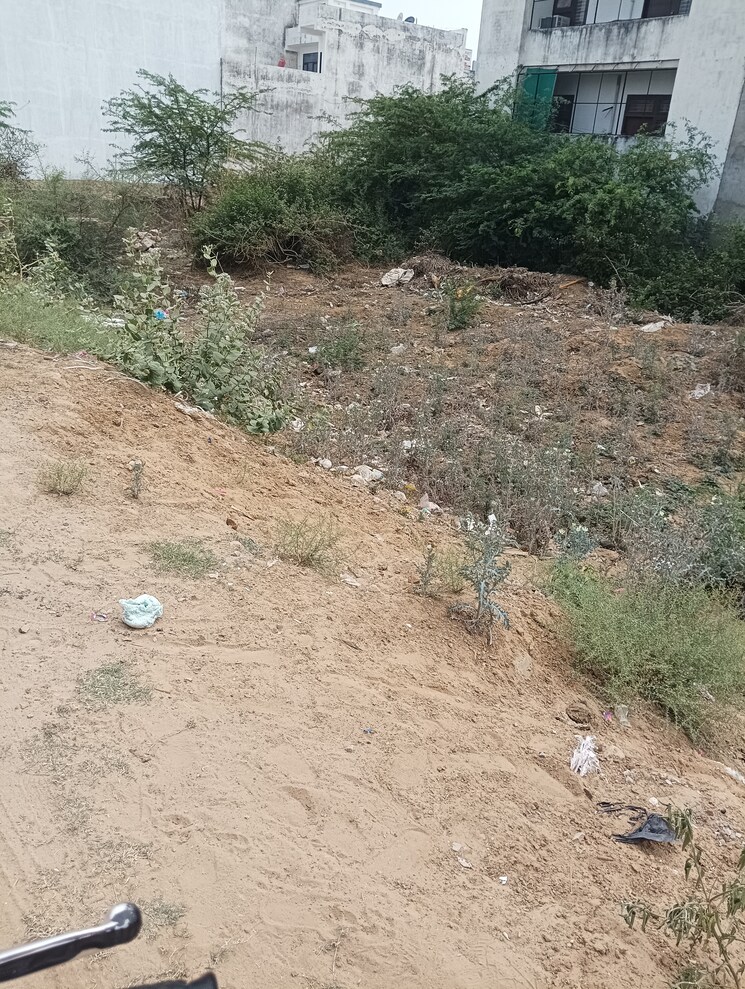 undefined, jagatpura  301 Sq.Yd. Plot In Jagatpura Jaipur 8631998