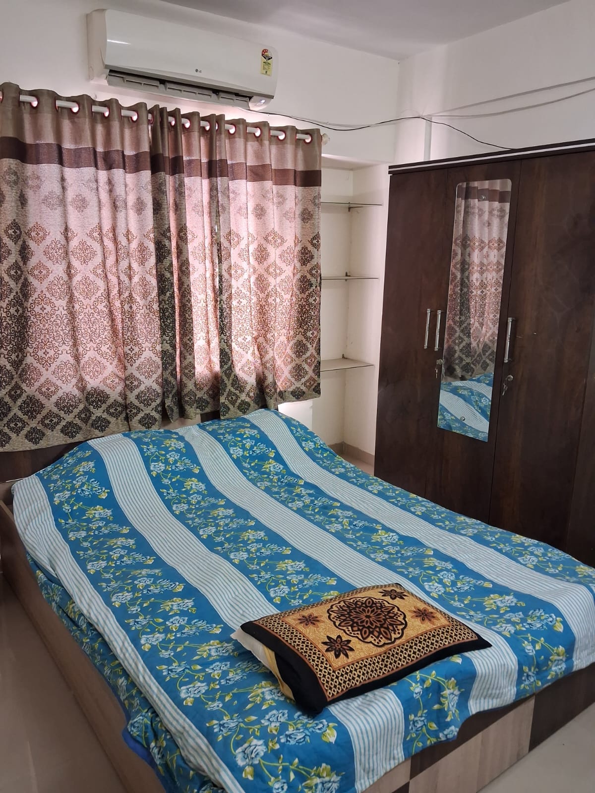 2 BHK Apartment For Sale in Windsor Maple Woodz