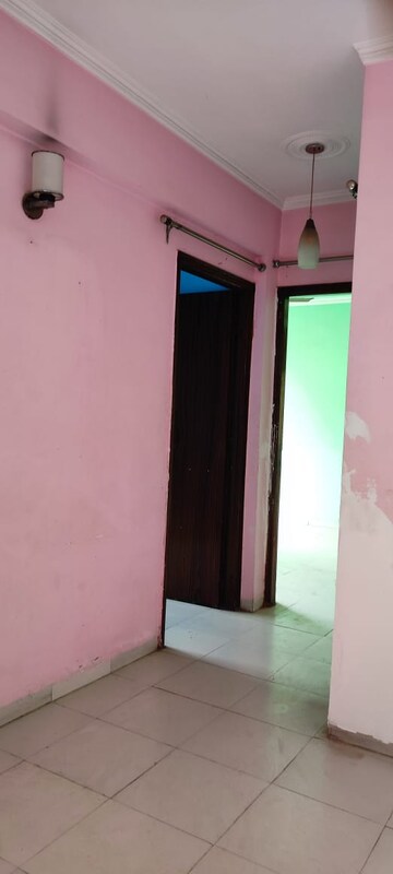 Room in 2 BHK Apartment at Shiv Sai Ozone Park, Sector 86 – for Rent