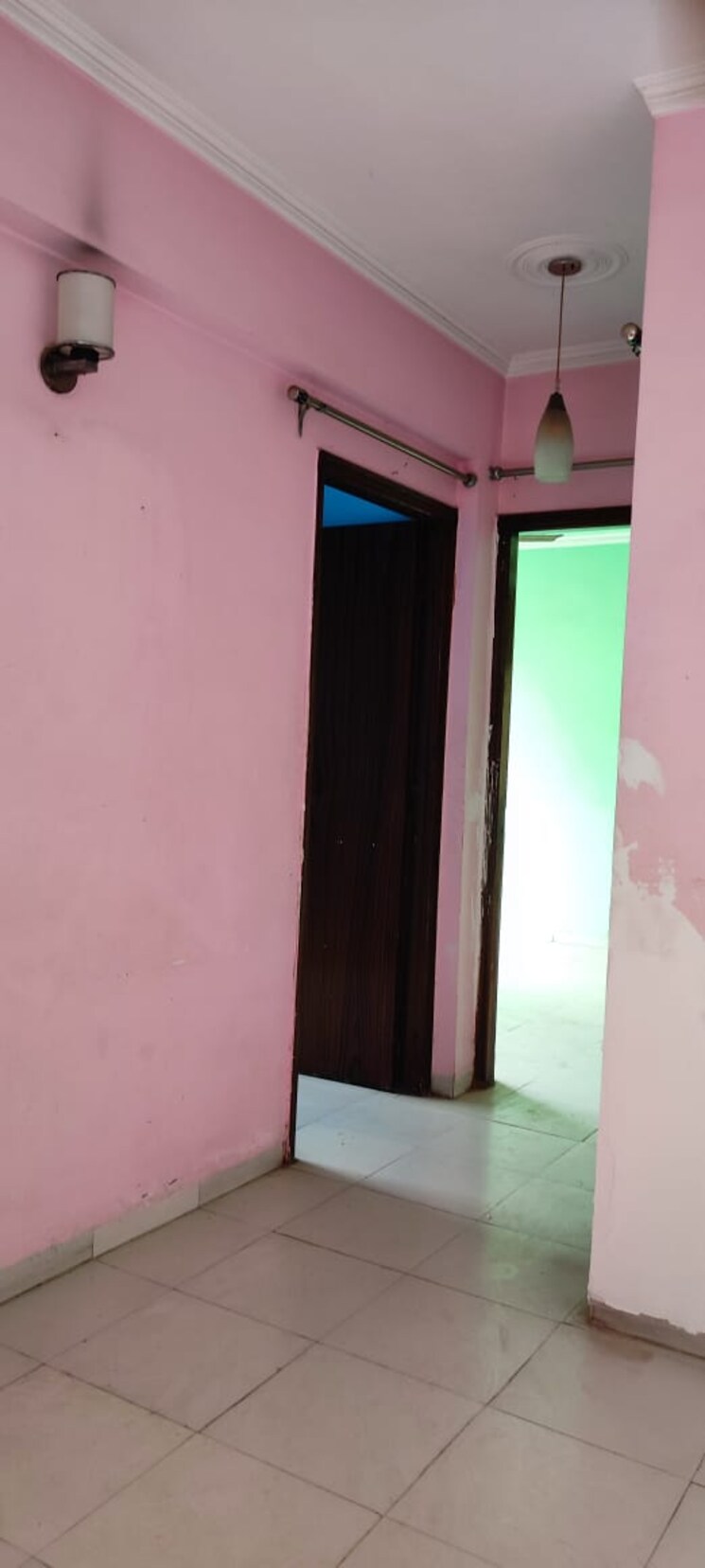 Room, shiv-sai-ozone-park 2 Bedroom 1380 Sq.Ft. Apartment In Sector 86 Faridabad 8632034