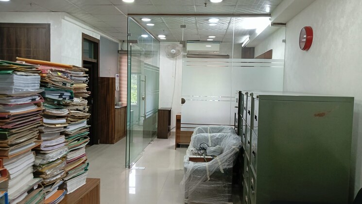 undefined, connaught place Commercial Office Space 1250 Sq.Ft. In Connaught Place Delhi 8632038