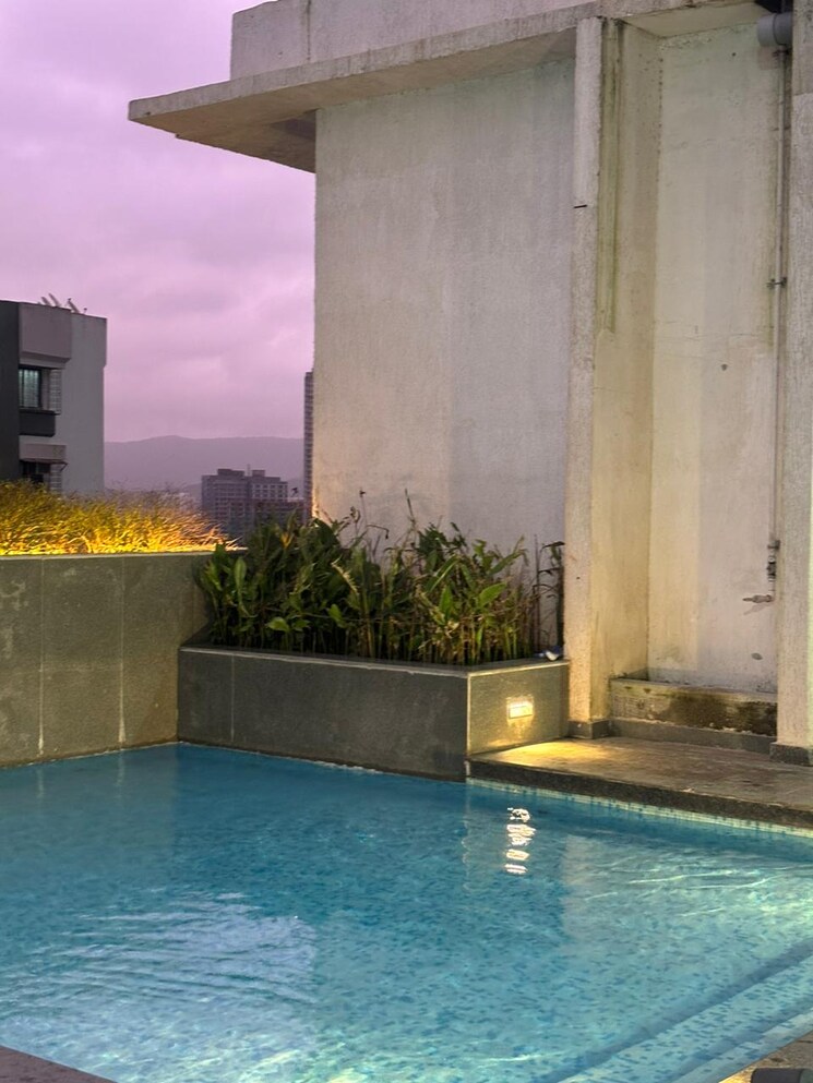 Room, malad east Pg For Boys & Girls In Malad East 8632227