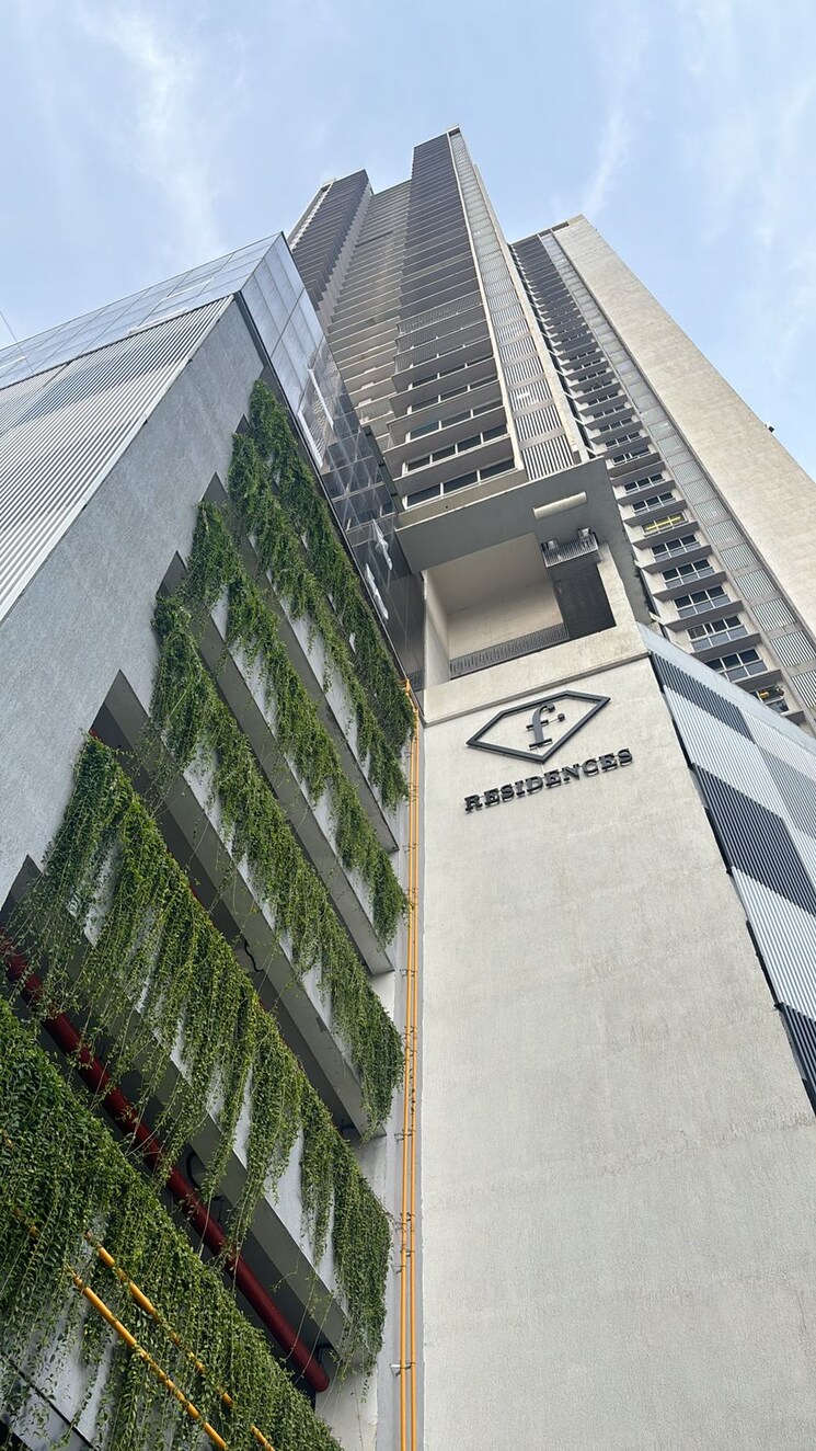 Room, malad east Pg For Boys & Girls In Malad East 8632227