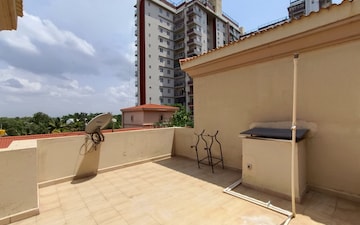4 BHK Villa – Exterior View View at Ezzy Corinth, Hennur Road - for Sale