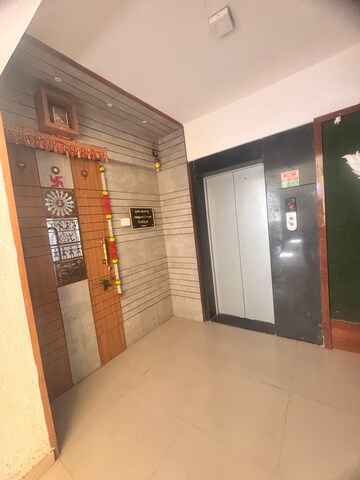 Lift in 2 BHK Apartment at Ravinanda Trinity, Wagholi – for Sale