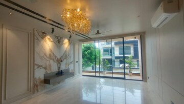 Living Room in 4 BHK Builder Floor at South City 1 – for Sale