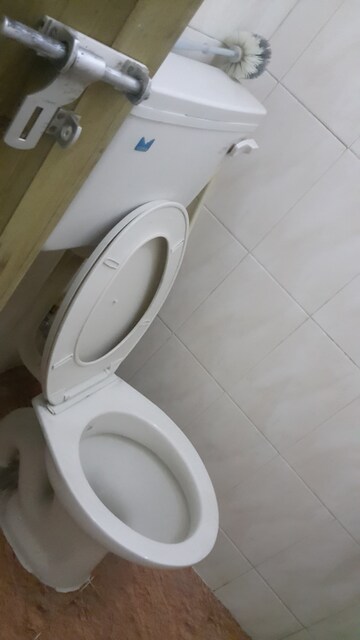 Bathroom in 1 RK Independent House at Rt Nagar – for Rent