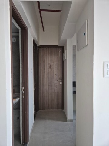 2 BHK Apartment For Rent in Ekta Tripolis, Goregaon West