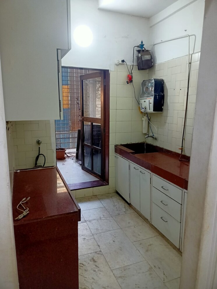 Kitchen, meethi-hill-crest-apartment 2 Bedroom 1400 Sq.Ft. Apartment In Bandra West Mumbai 8632280