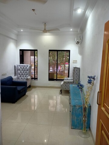 2 BHK Apartment For Rent in Meethi Hill Crest Apartment, Bandra West