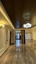 4 BHK + Pooja Room,Servant Room 3500 Sq.Ft. Builder Floor in Unitech South City II