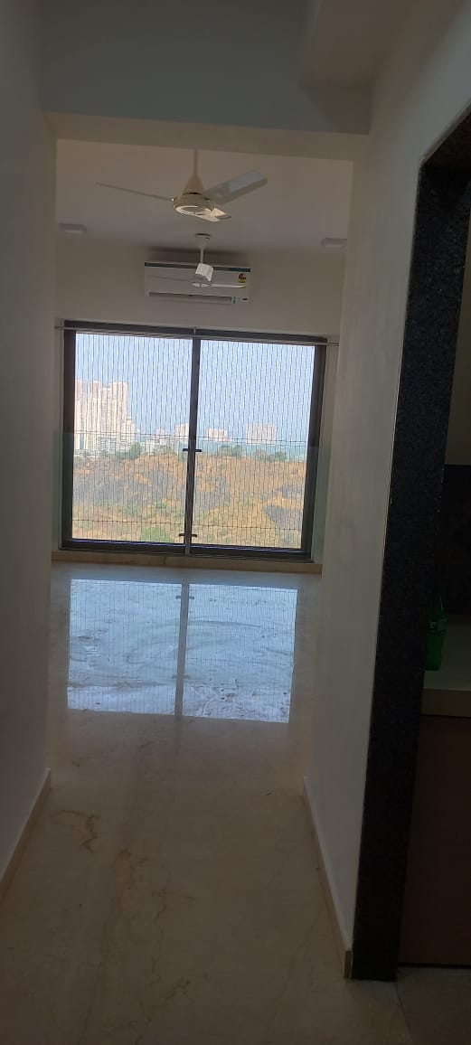 2 BHK Apartment For Rent in Kanakia Silicon Valley