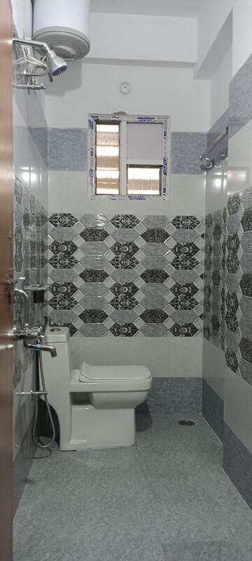 Bathroom in 1 BHK Apartment at Kondapur – for Rent