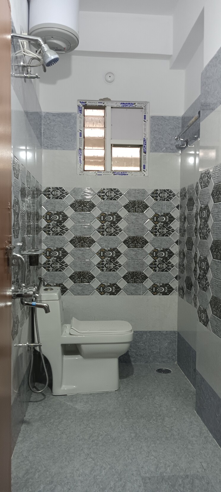 Bathroom, kondapur 1 Bedroom 850 Sq.Ft. Apartment In Kondapur Hyderabad 8632356