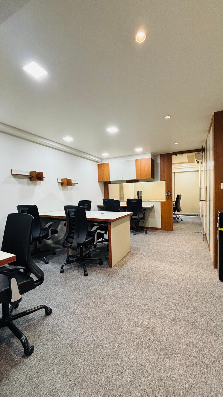 Team Area, shilp-one Commercial Office Space 1061 Sq.Ft. In Shilaj Ahmedabad 8632334