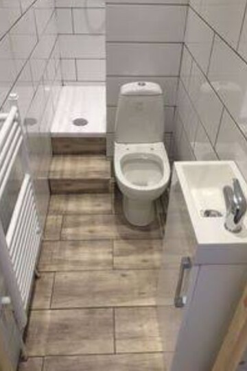 Bathroom in 1 BHK Builder Floor at Saket – for Rent