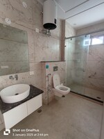 4 BHK + Pooja Room,Servant Room 3600 Sq.Ft. Builder Floor in Unitech South City II