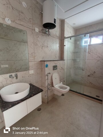 4 BHK Builder Floor For Rent in Unitech South City II, Sector 50