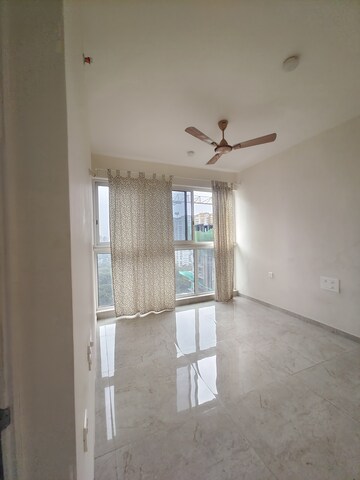 Room in 1 BHK Apartment at Tata Serein, Pokhran Road No Two – for Rent