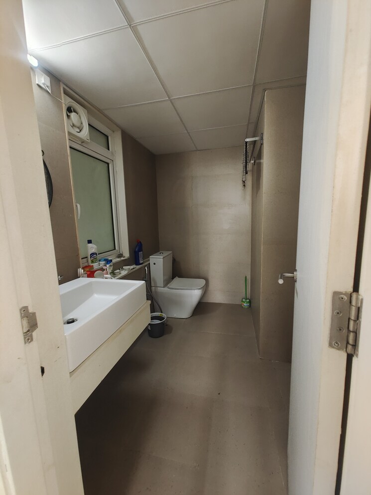 Bathroom, tata-serein 1 Bedroom 407 Sq.Ft. Apartment In Pokhran Road No Two Thane 8632385