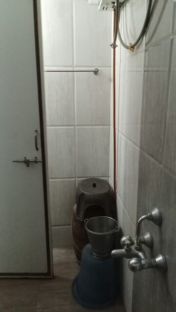 Bathroom in 3.5 BHK Apartment at Mantra Sky Homes, Magarpatta City – for Sale