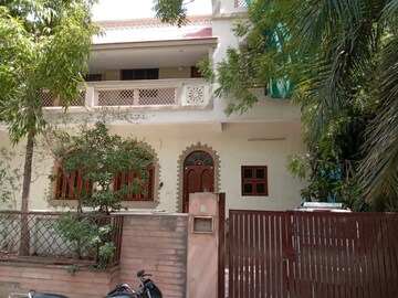 5 BHK Independent House For Rent in Vishwa Lake Iksa, Memnagar