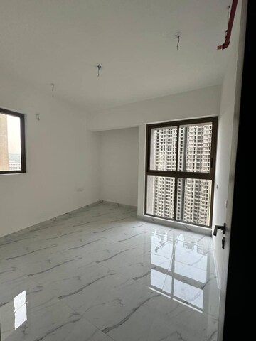 Room in 2 BHK Apartment at Raymond Ten X Habitat, Pokhran Road No Two – for Rent