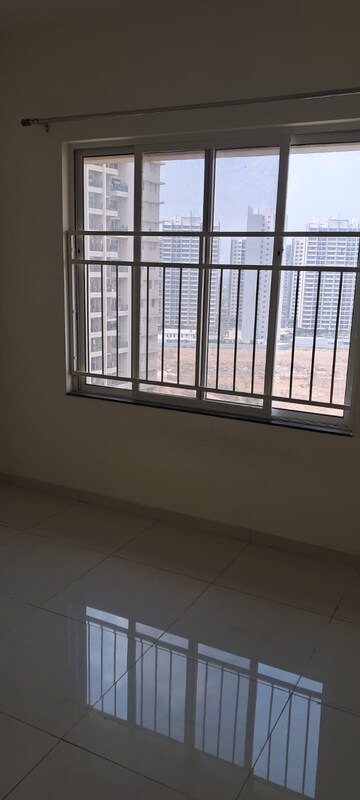 Room in 2.5 BHK Apartment at Hinjewadi – for Rent