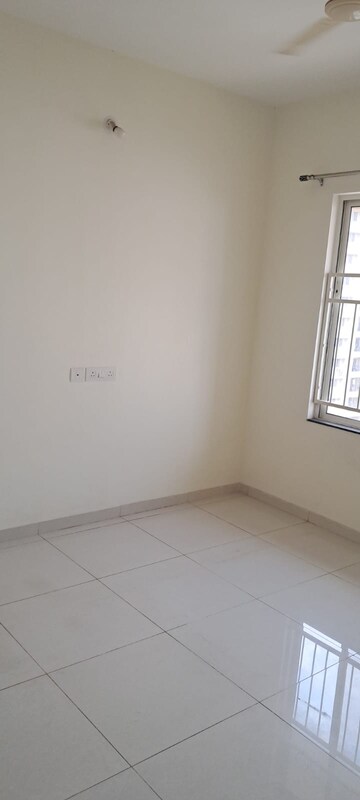 Room in 2.5 BHK Apartment at Hinjewadi – for Rent