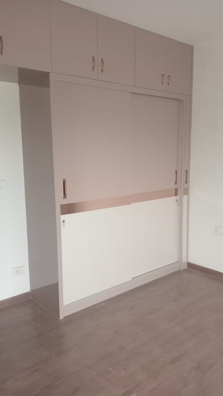 Room, shapoorji-pallonji-joyville-phase-2 2 Bedroom 824 Sq.Ft. Apartment In Sector 102 Gurgaon 8632500