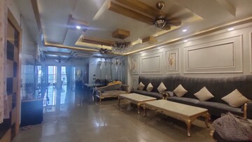 Living Room in 6 BHK Builder Floor at Sector 14 – for Sale