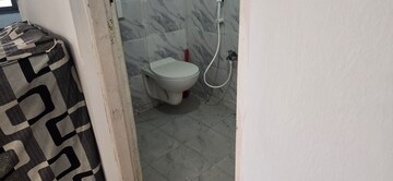 Bathroom in 1 BHK Apartment at Sector 23 Dwarka – for Rent