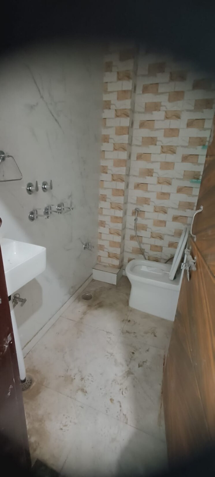 Bathroom, mohan garden 2 Bedroom 600 Sq.Ft. Builder Floor In Mohan Garden Delhi 8617469