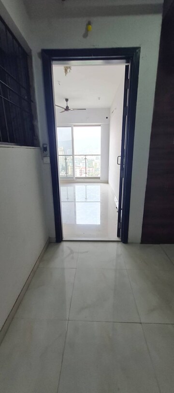 Room in 2 BHK Apartment at Ashar Edge, Pokhran Road No Two – for Rent