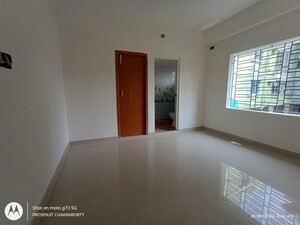 Room in 2 BHK Apartment at New Barrackpore – for Sale