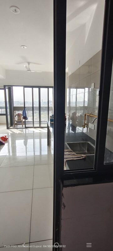 3 BHK Apartment For Rent in Satyam Skyline, Naranpura