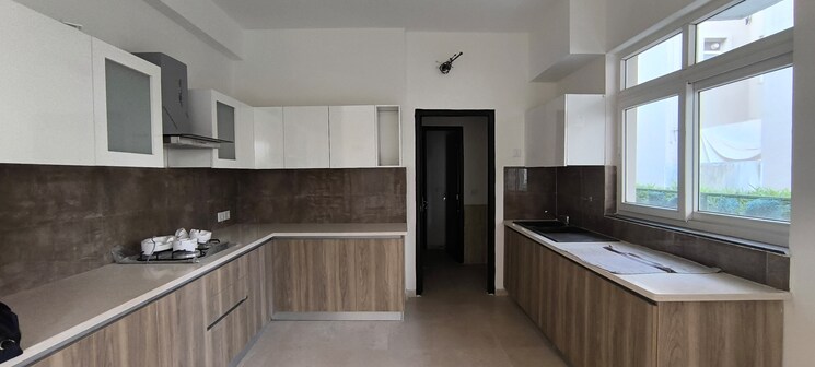 Kitchen, bptp-amstoria 4 Bedroom 3560 Sq.Ft. Builder Floor In Sector 102 Gurgaon 8632580