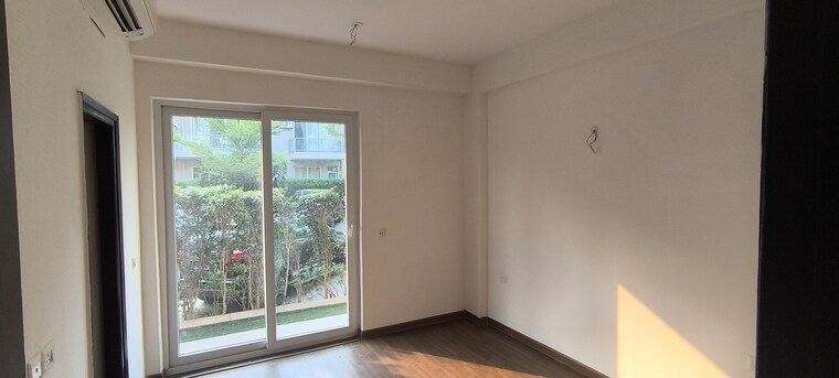 Room, bptp-amstoria 4 Bedroom 3560 Sq.Ft. Builder Floor In Sector 102 Gurgaon 8632580