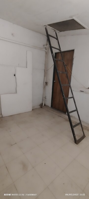 Utility Room in 3.5 BHK Villa at Gaurav Greens, Mira Road – for Rent