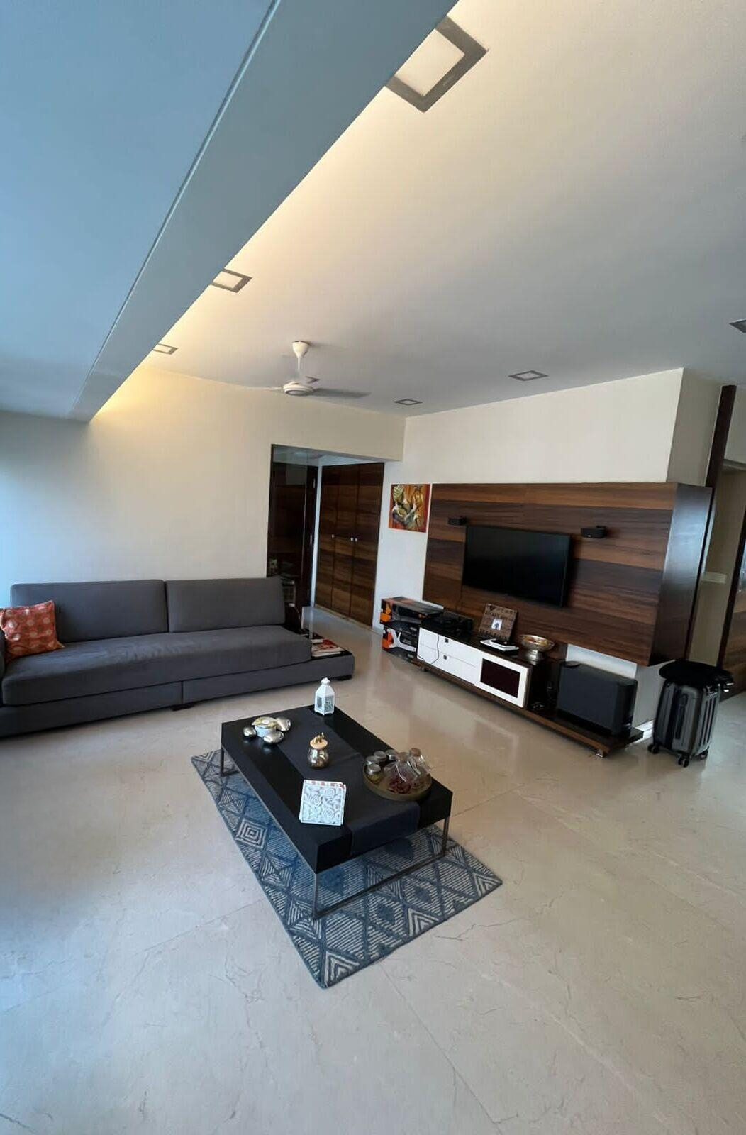 4 BHK + Pooja Room,Servant Room Apartment For Rent in Chaitanya Tower