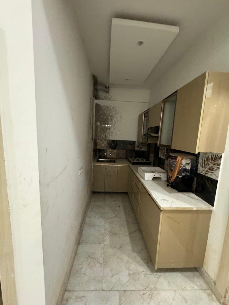 Kitchen, sector 107 3 Bedroom 1450 Sq.Ft. Builder Floor In Sector 107 Noida 8632674