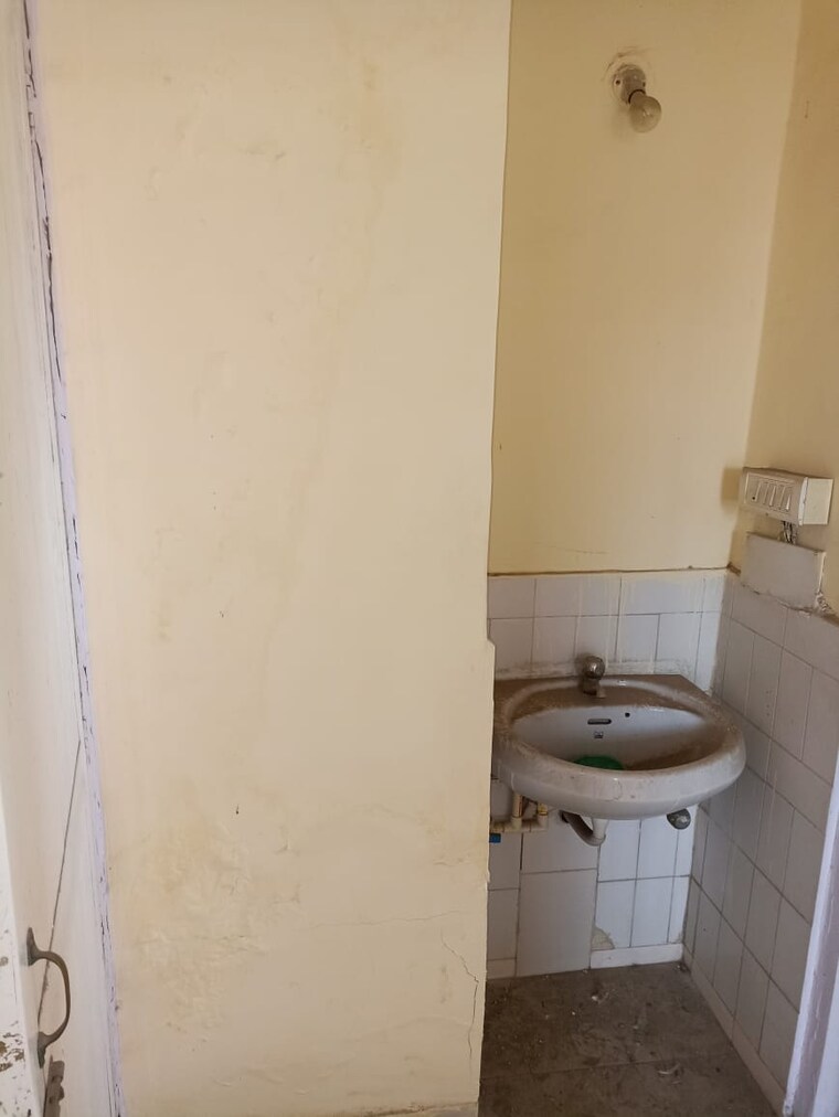 Bathroom, jal-vayu-apartment 2 Bedroom 650 Sq.Ft. Apartment In Kharghar Navi Mumbai 8632678