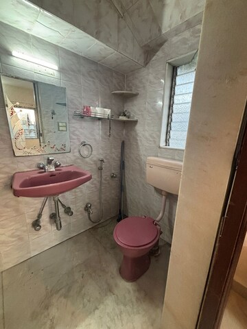Bathroom in 1 BHK Apartment at Bandra West – for Rent