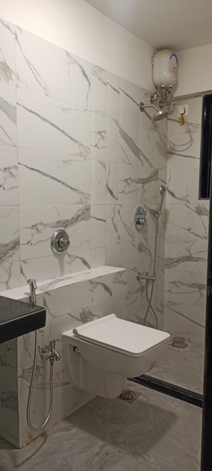Bathroom, hubtown-hillcrest 3 Bedroom 982 Sq.Ft. Apartment In Andheri East Mumbai 8632703